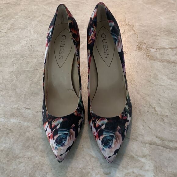GUESS Floral Heels Size 9 - Picture 4 of 7